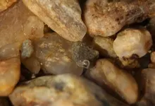 water rocks stones bubbles macro Art HD Wallpaper